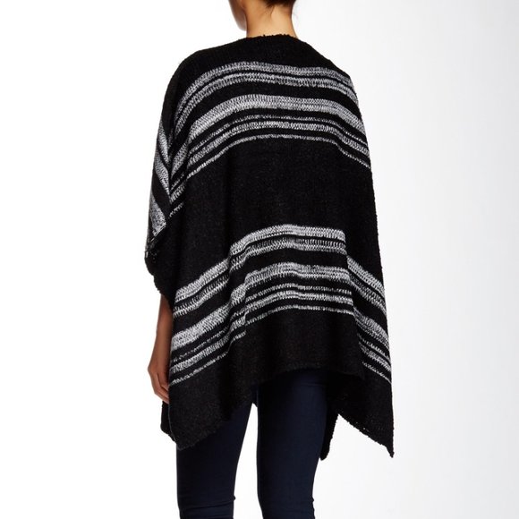 VERTIGO Striped Poncho Black & Gray Button-Up S/M & L/xL - Picture 2 of 9